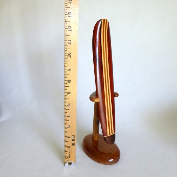 VINTAGE KOA WOOD VERTICAL STRIPE 12” MINIATURE LONGBOARD SURFBOARD DISPLAY STAND - Picture 2 of 14